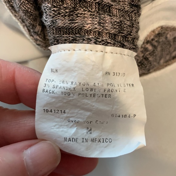 BCX layered look top size Medium - Picture 7 of 8